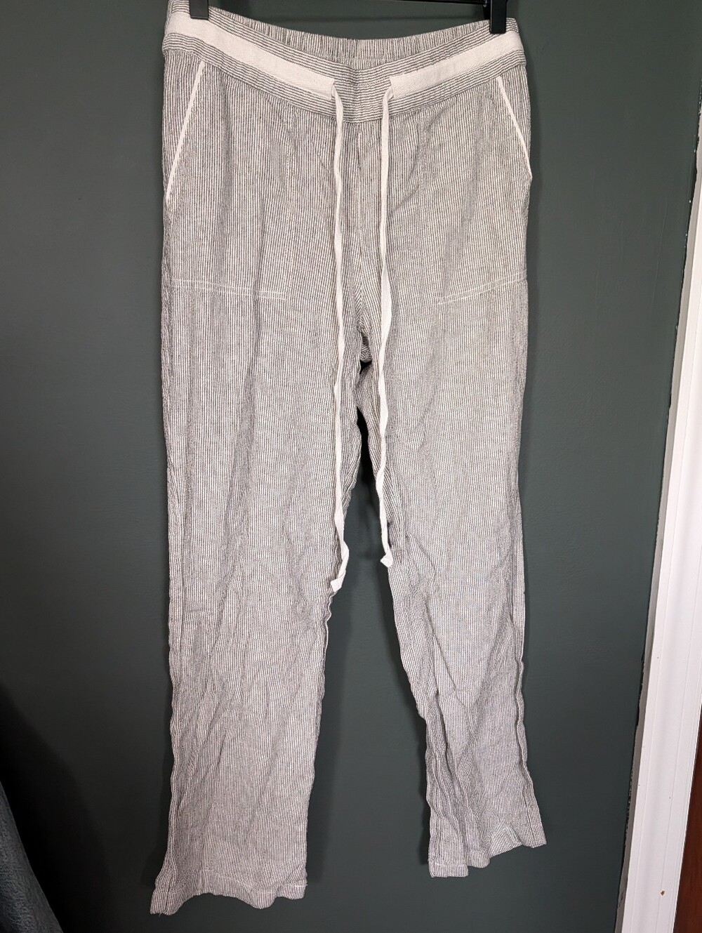 Caslon Light Gray Striped Drawstring Wide Leg Pants with White Trim 0068